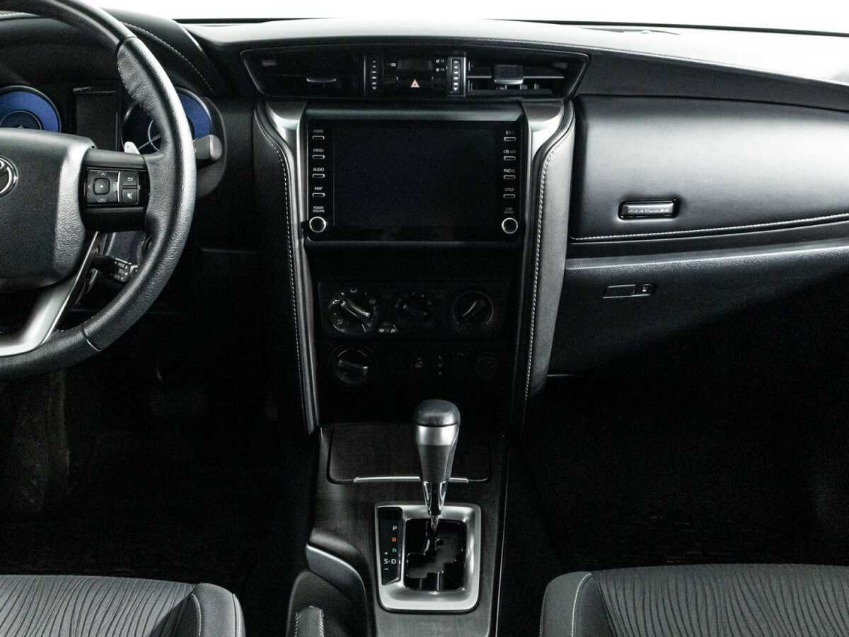 Toyota Fortuner, 2020 Фото №14