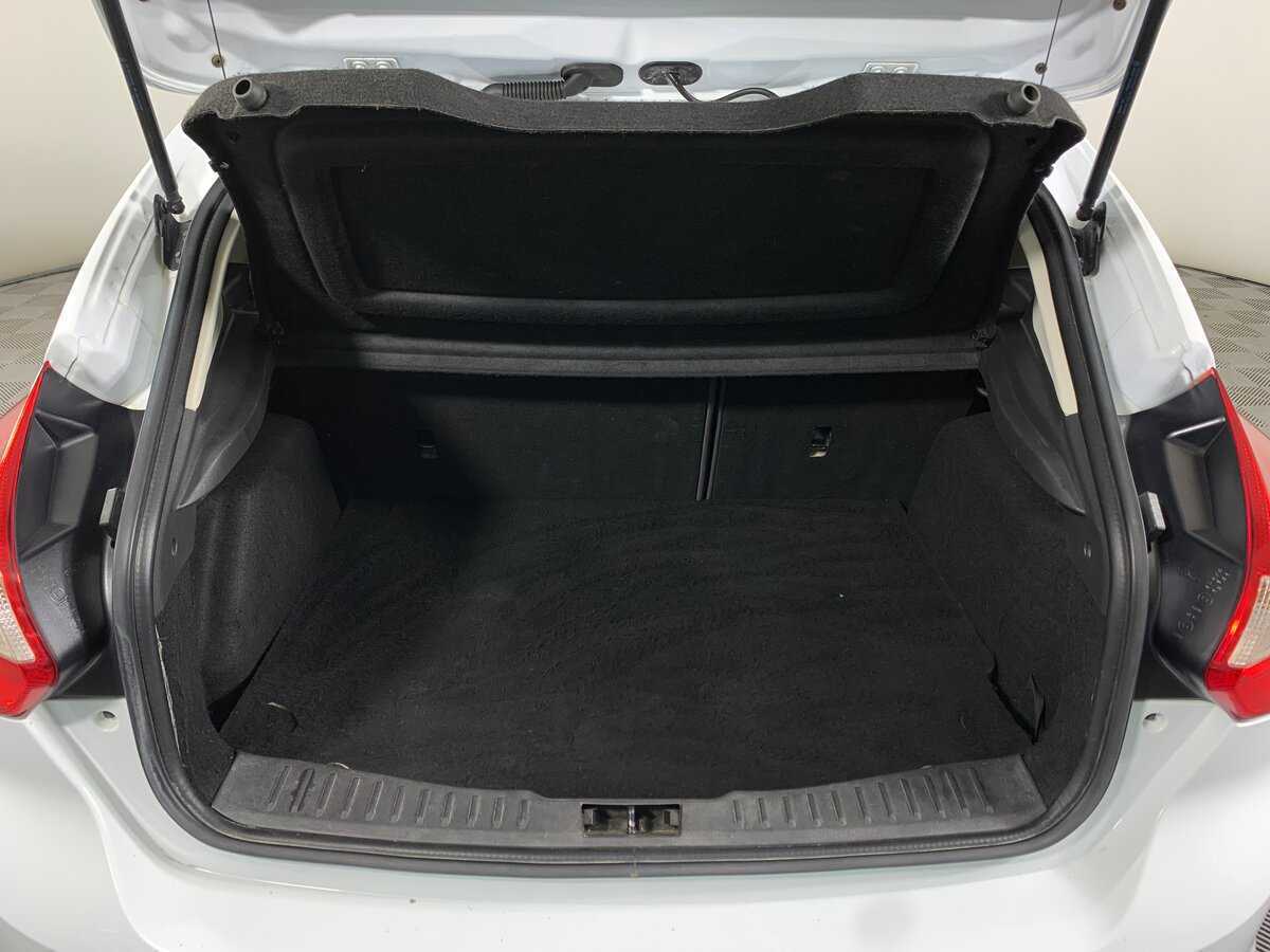 Ford Focus, 2011 Фото №20