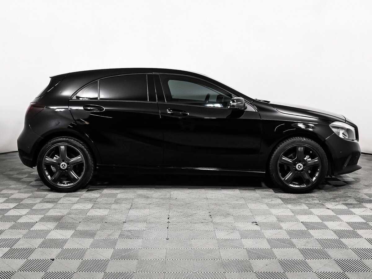 Mercedes-Benz A-Класс 180, 2017 Фото №4