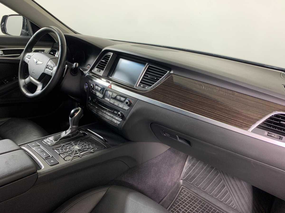 Hyundai Genesis, 2016 Фото №14