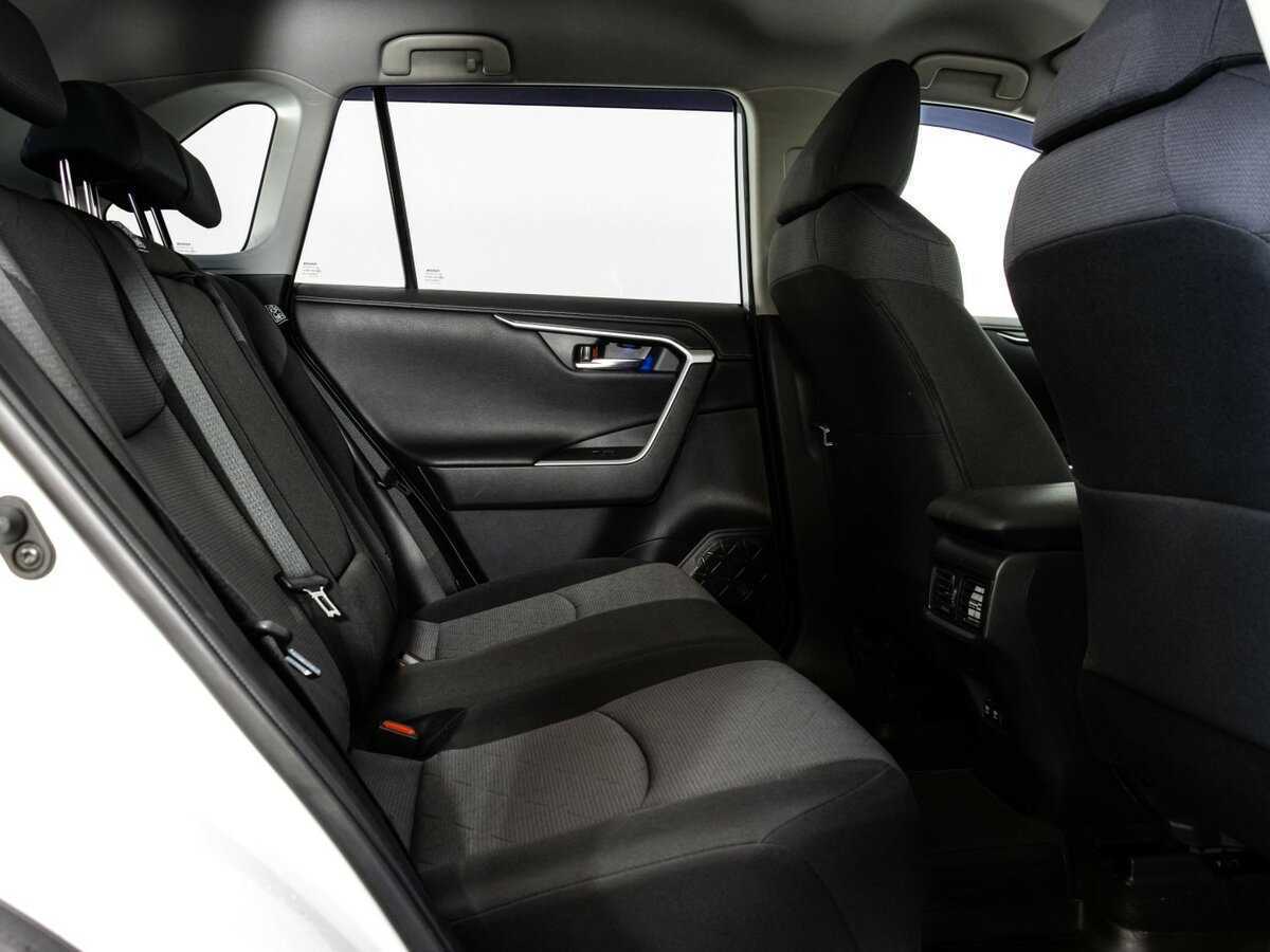 Toyota RAV4, 2020 Фото №15