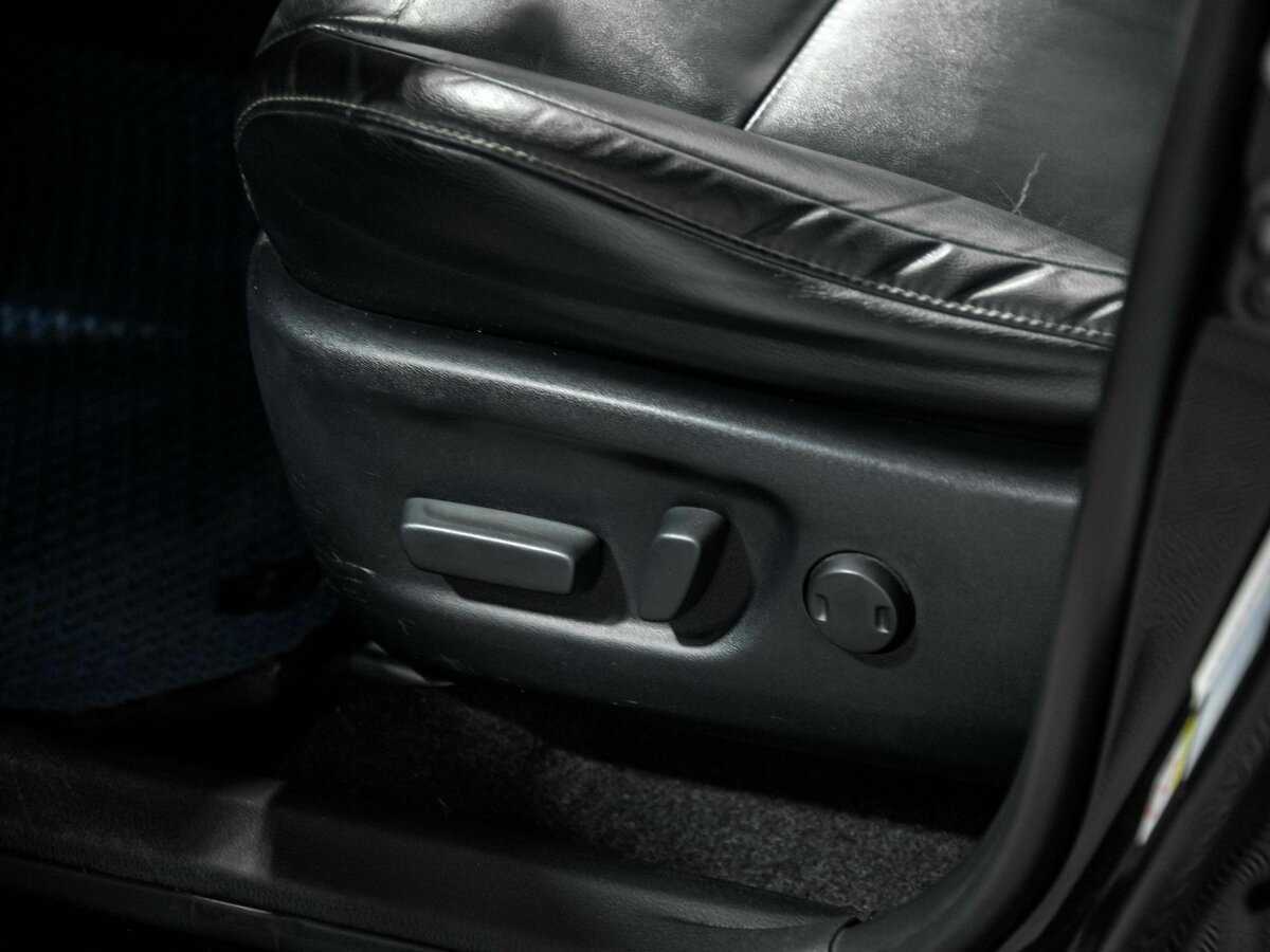 Toyota RAV4, 2017 Фото №16