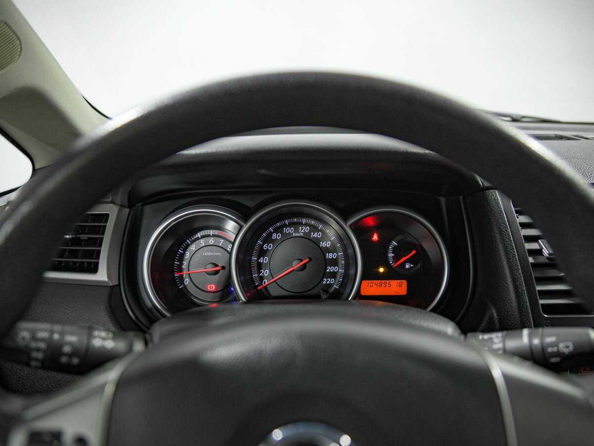 Nissan Tiida, 2010 - 104 000 км. | Фото №7