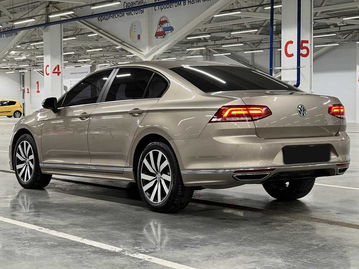 Volkswagen Passat, 2016 Фото №7