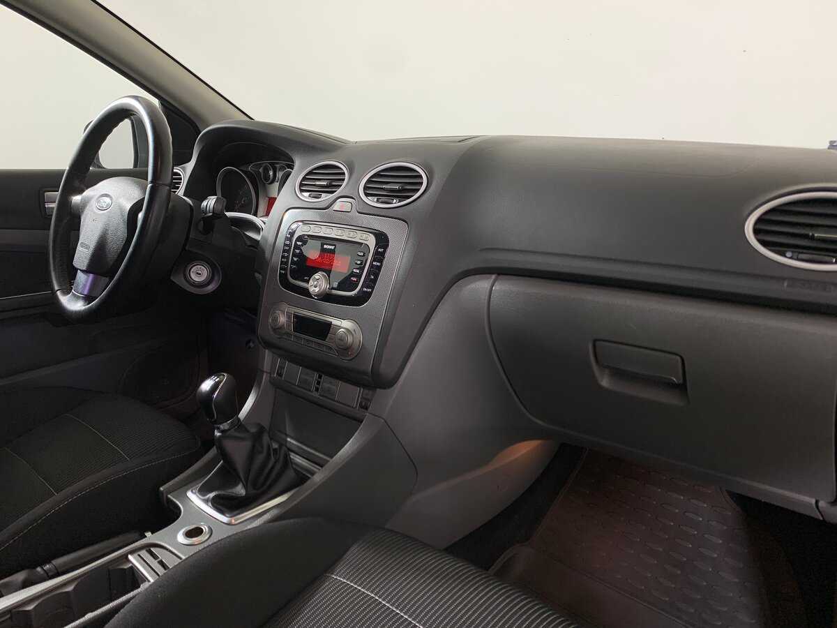 Ford Focus, 2011 Фото №13
