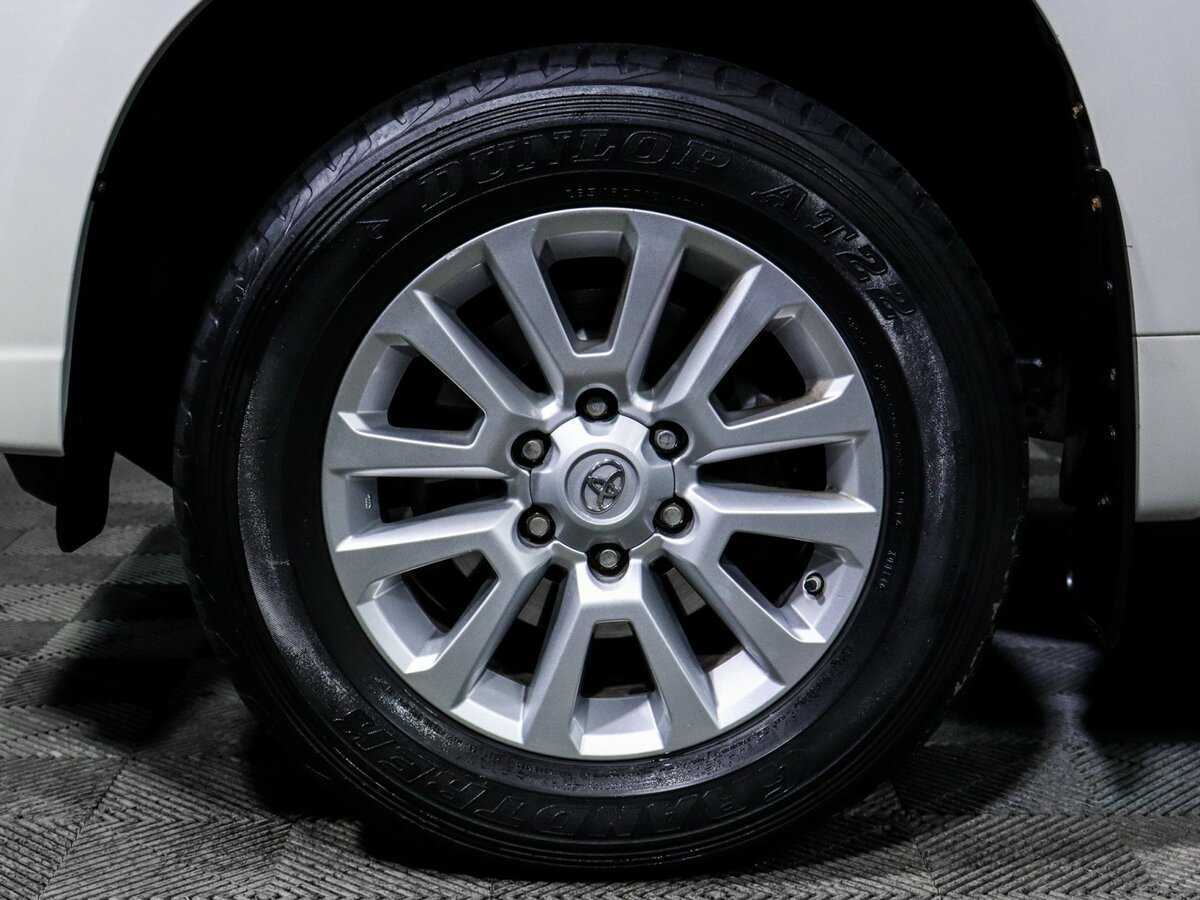 Toyota Land Cruiser Prado, 2014 Фото №15