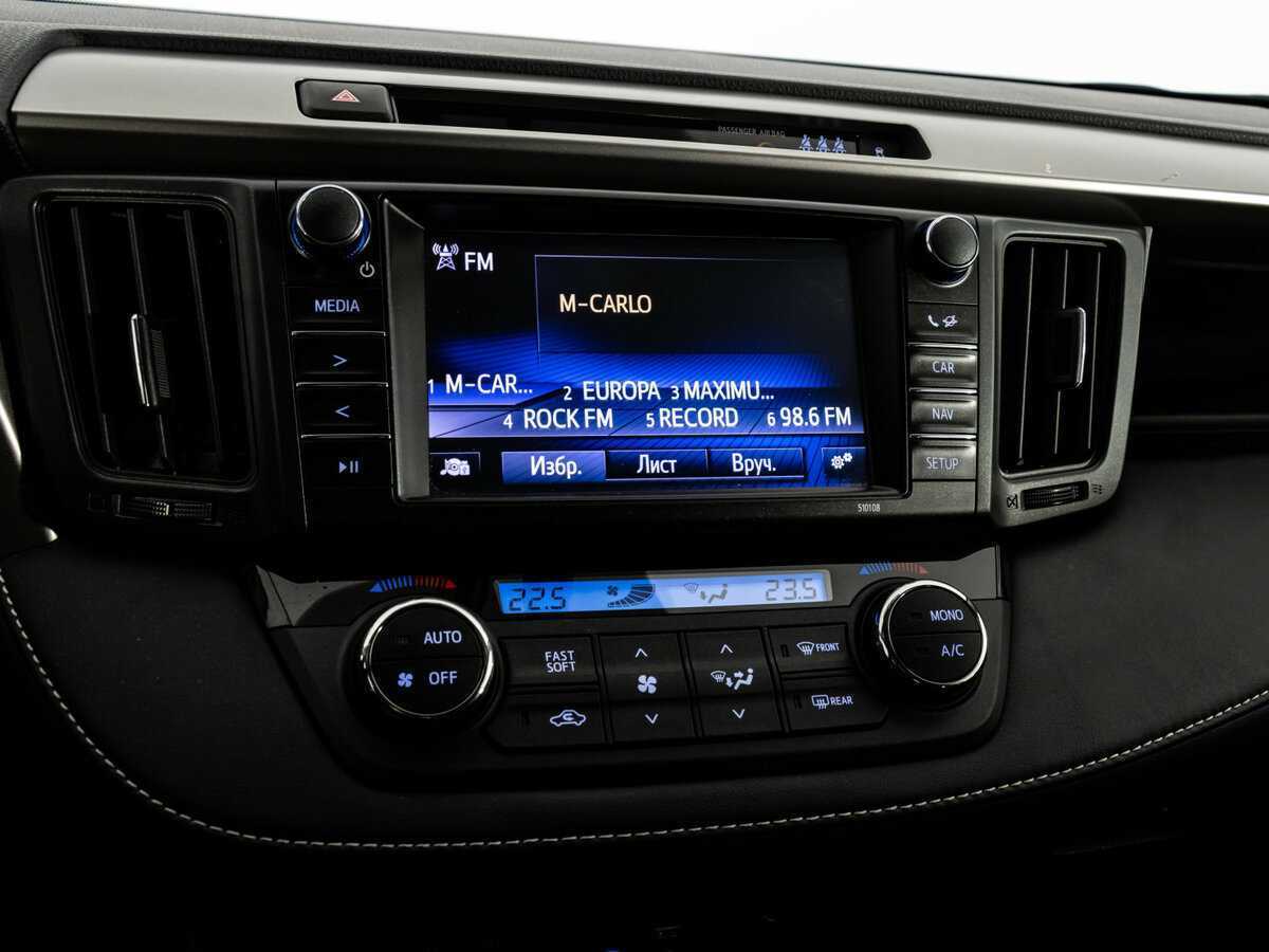 Toyota RAV4, 2017 Фото №13