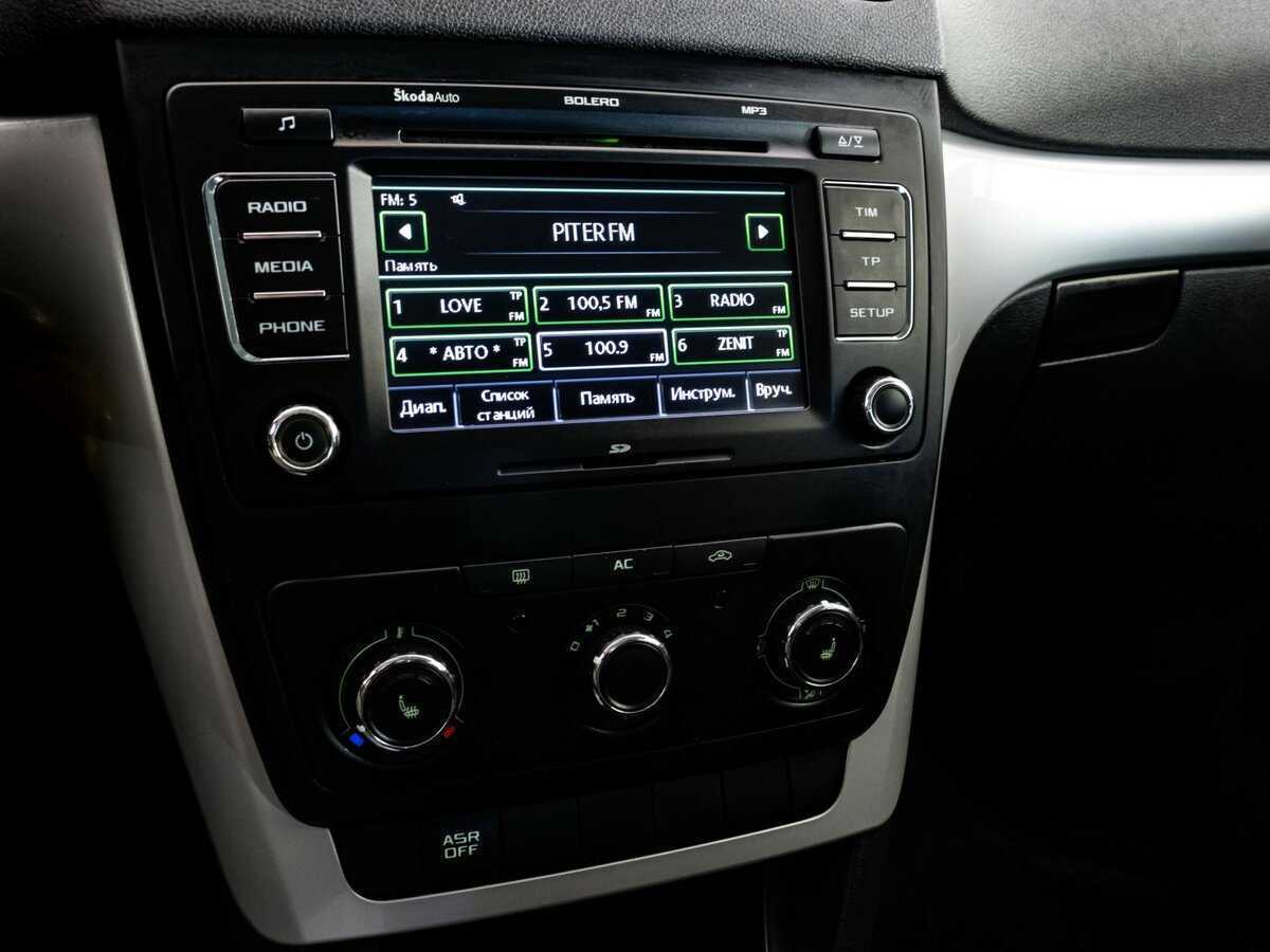 Skoda Yeti, 2011 Фото №13