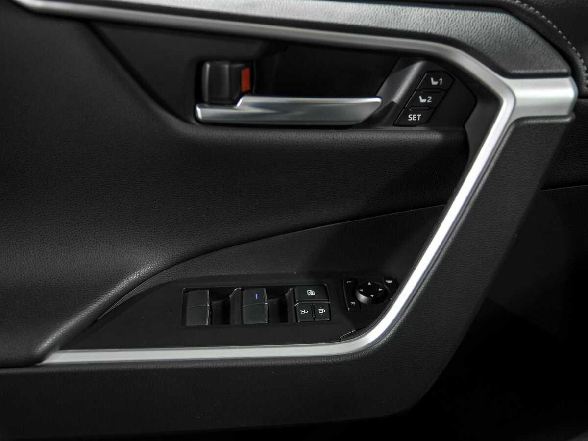 Toyota RAV4, 2021 Фото №15