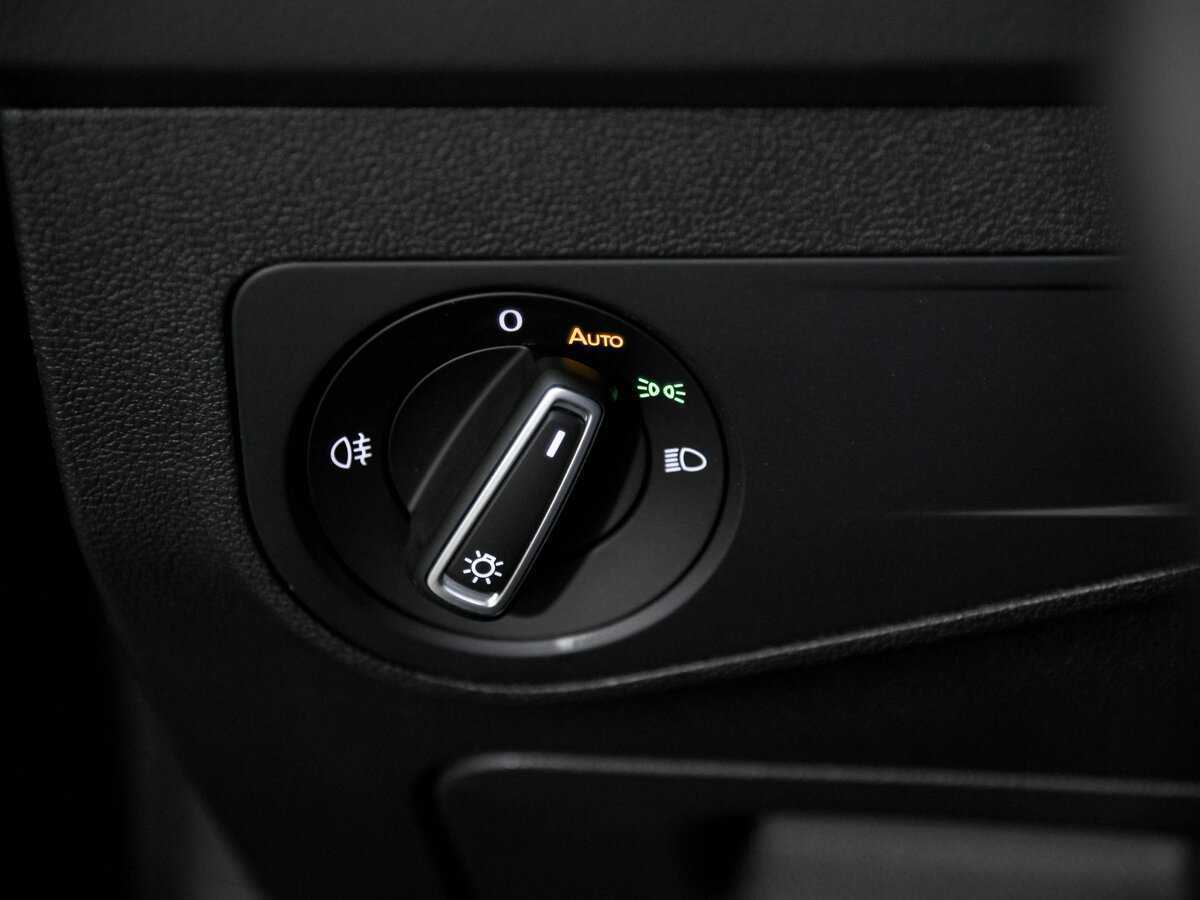 Volkswagen Tiguan, 2022 Фото №13