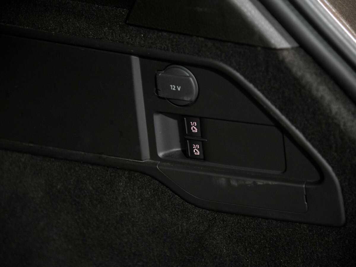 Volkswagen Touareg, 2013 Фото №21