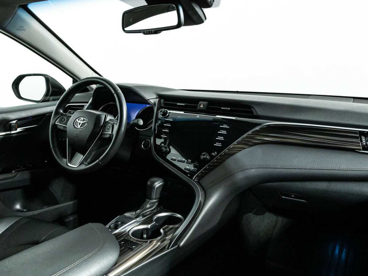 Toyota Camry, 2020 Фото №9