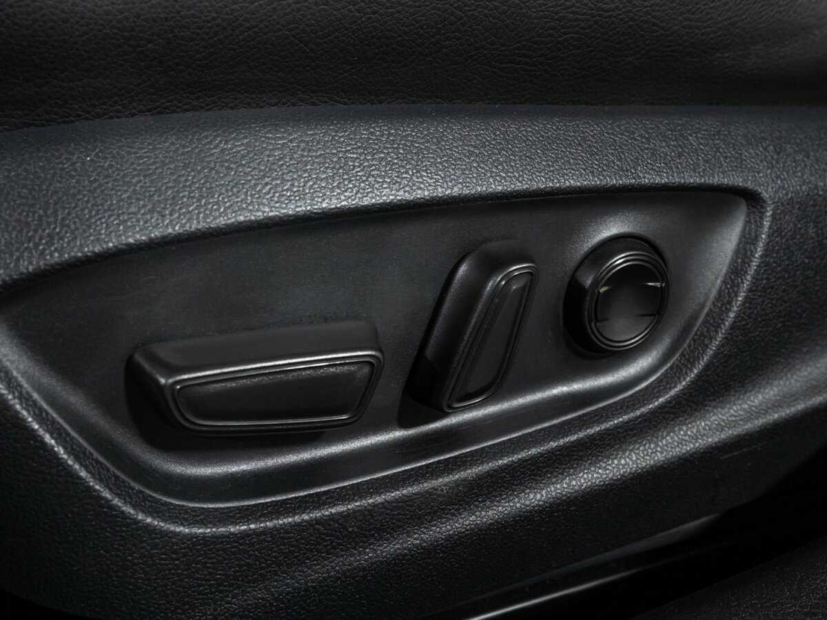 Toyota Camry, 2021 Фото №15