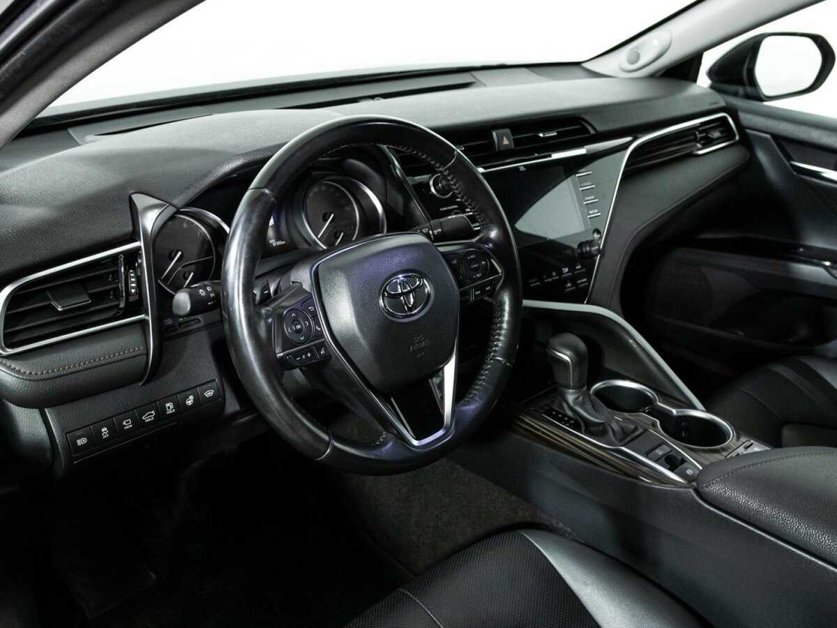 Toyota Camry, 2020 Фото №11