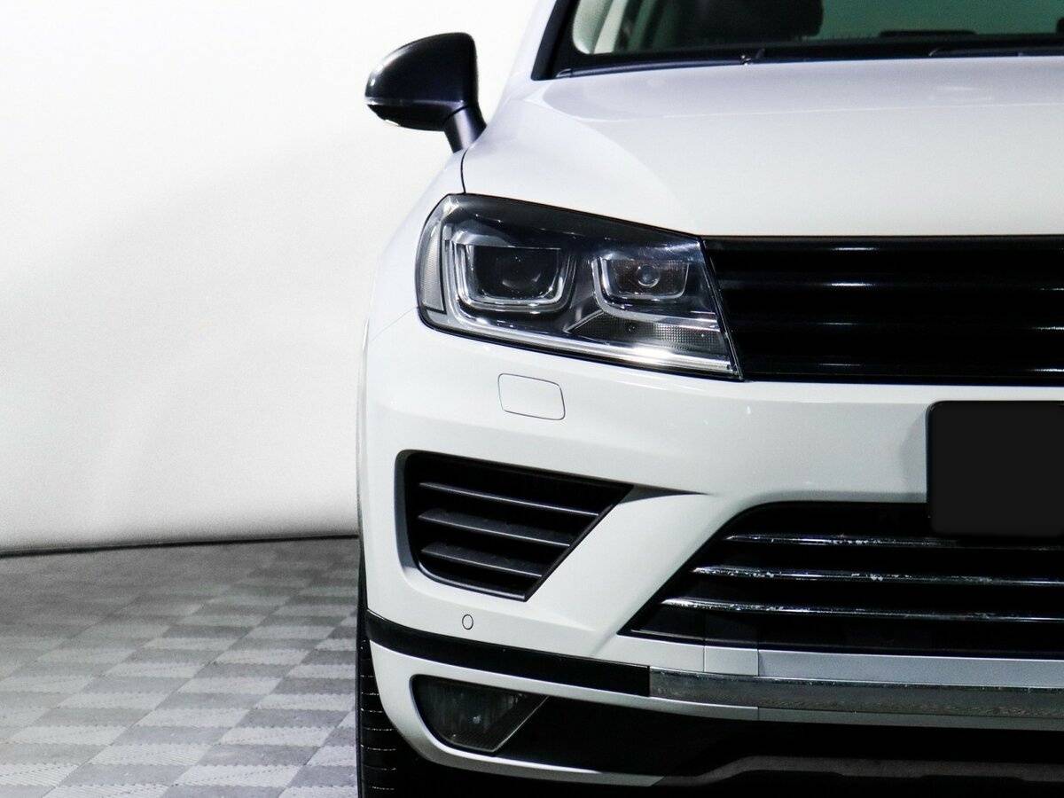 Volkswagen Touareg, 2015 Фото №17
