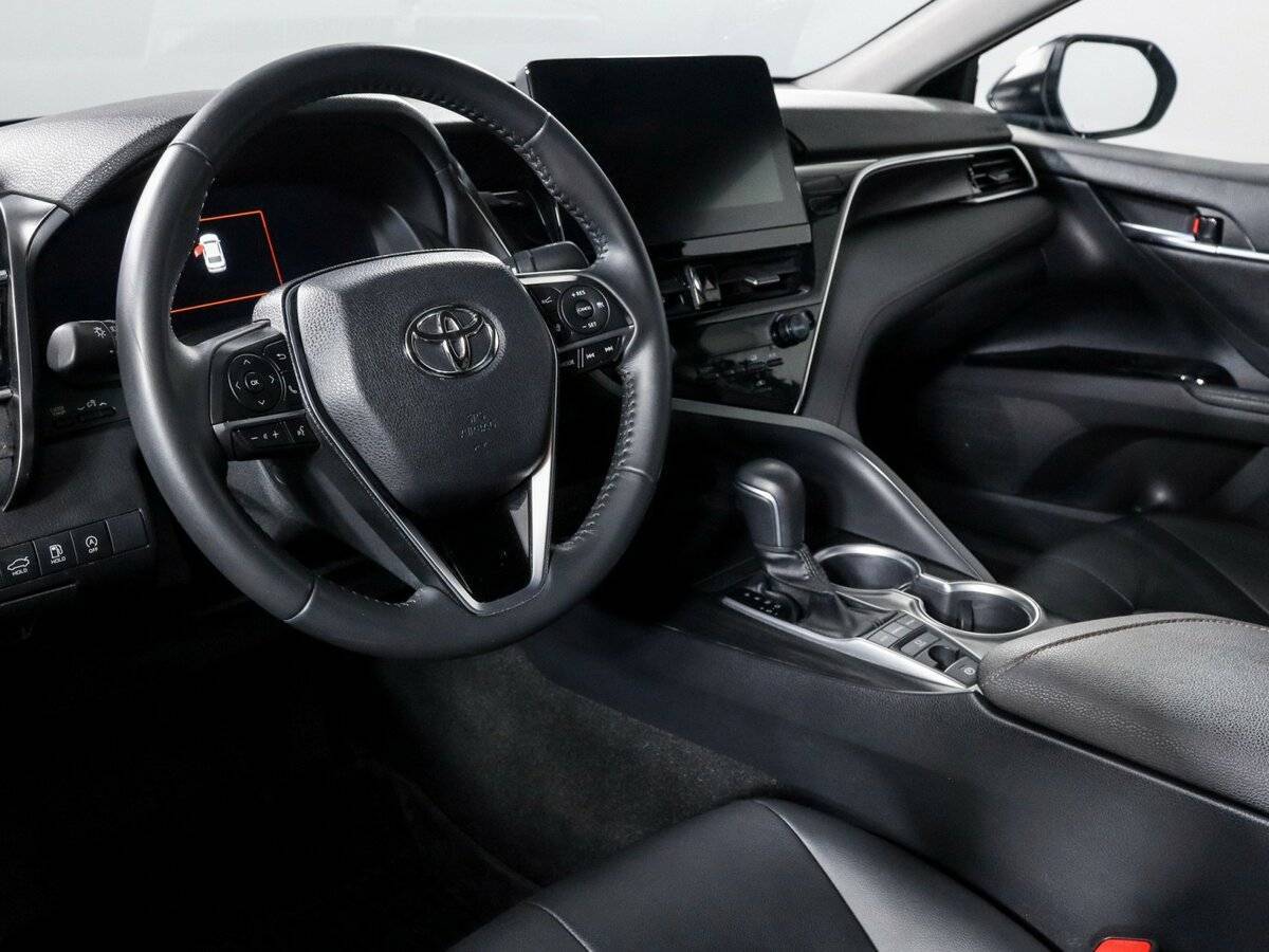 Toyota Camry, 2023 Фото №14