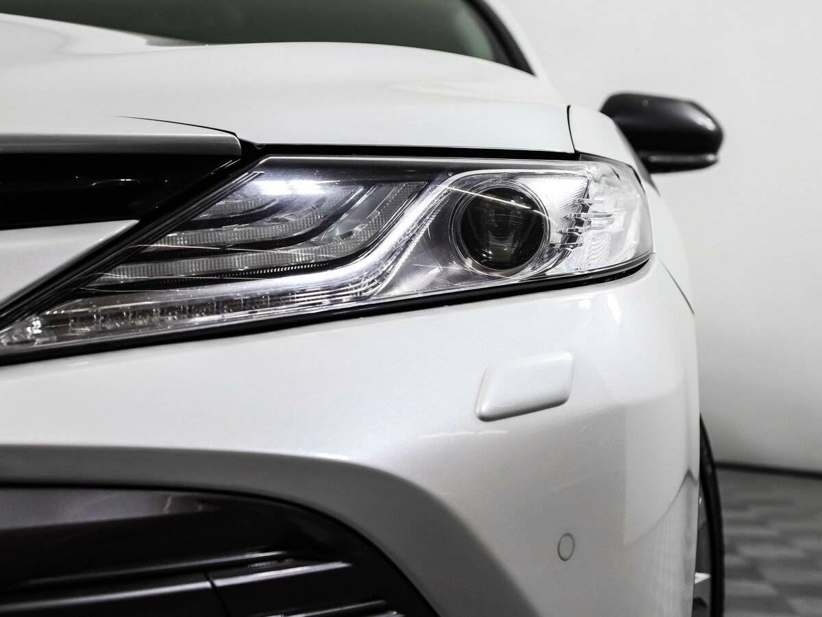 Toyota Camry, 2020 Фото №16