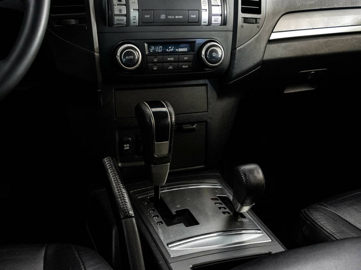 Mitsubishi Pajero, 2011 Фото №10