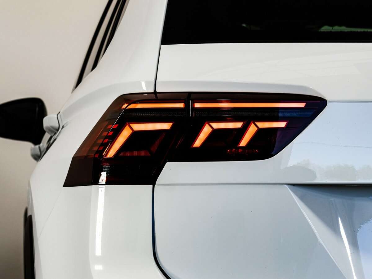 Volkswagen Tiguan, 2021 Фото №30