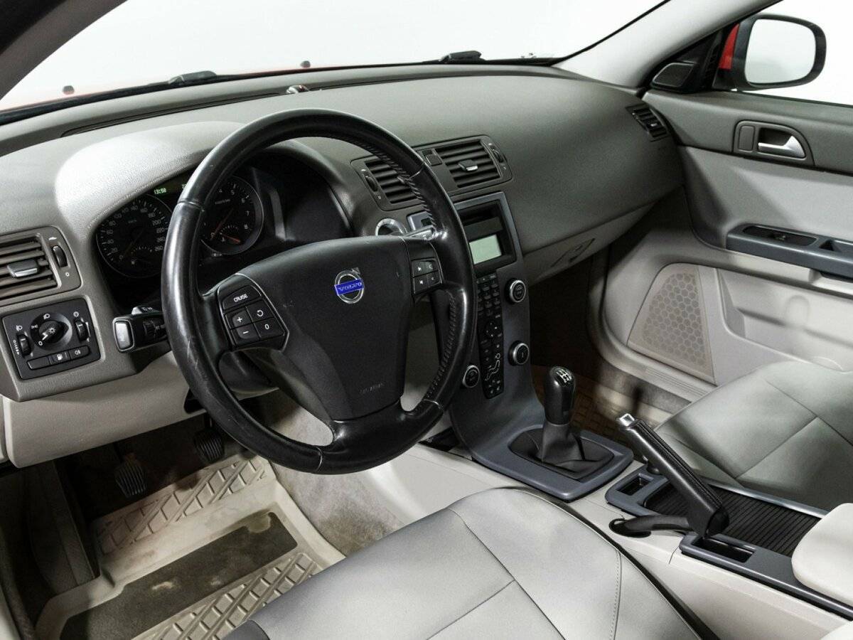 Volvo S40, 2011 Фото №11