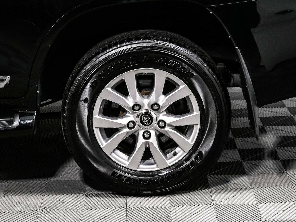 Toyota Land Cruiser, 2018 Фото №14