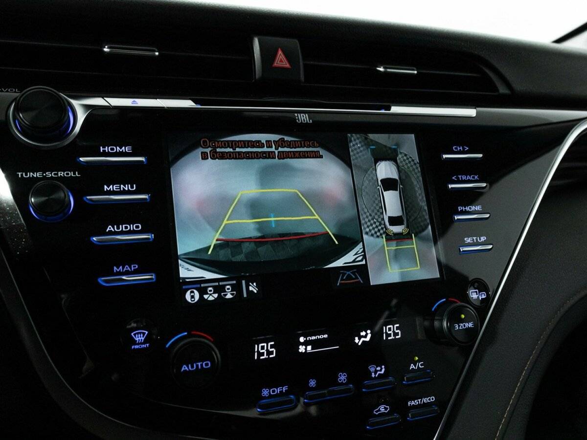 Toyota Camry, 2020 Фото №16