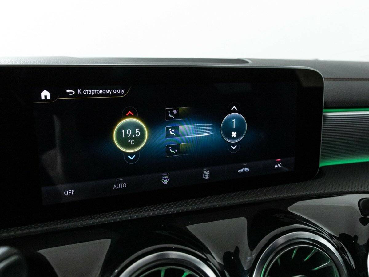 Mercedes-Benz CLA 200, 2019 Фото №17