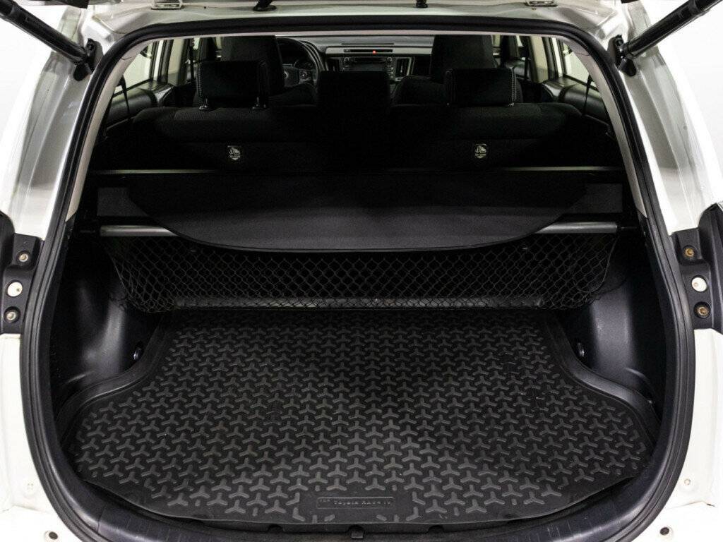Toyota RAV4, 2016 Фото №13