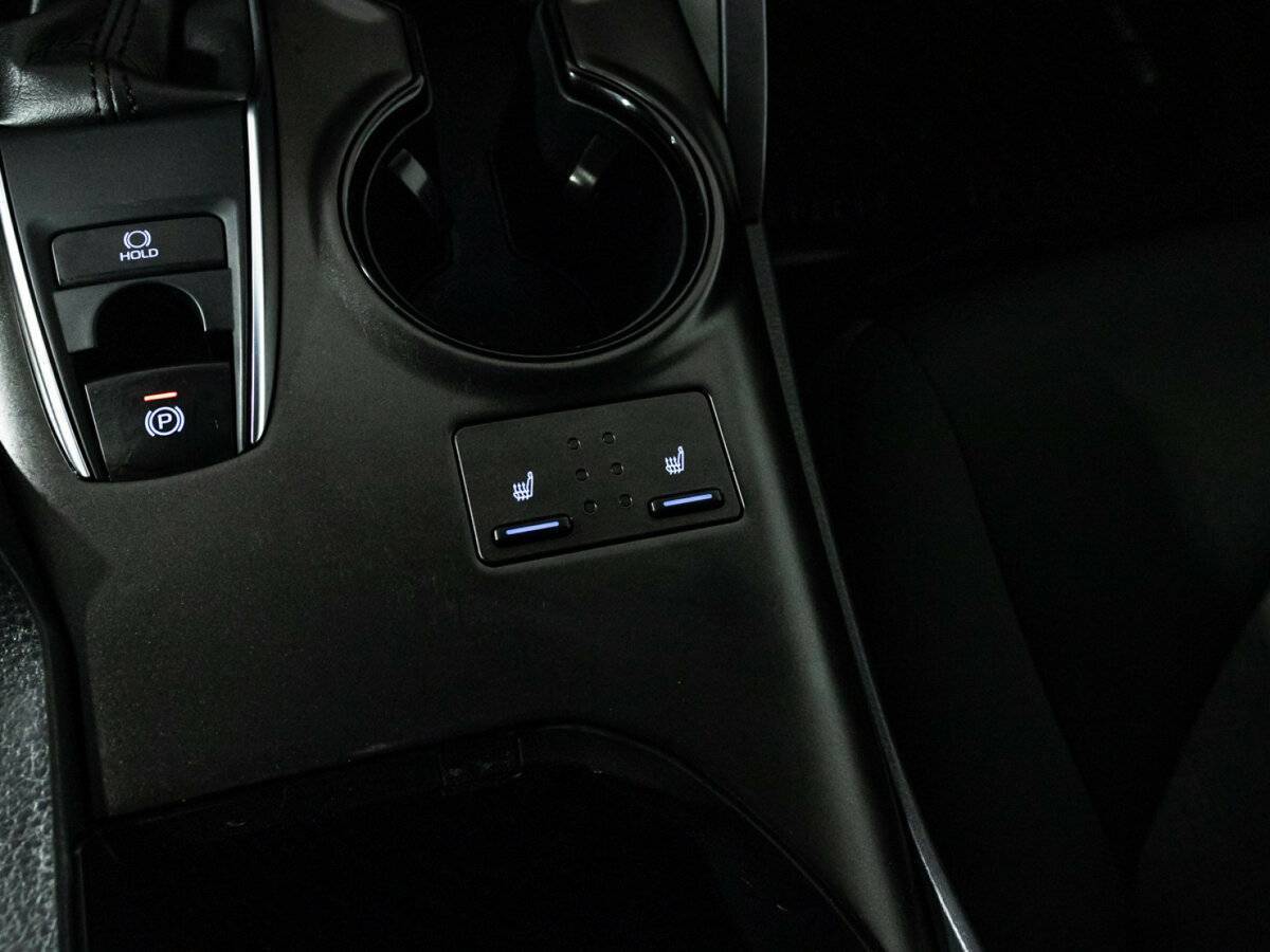 Toyota Camry, 2021 Фото №18