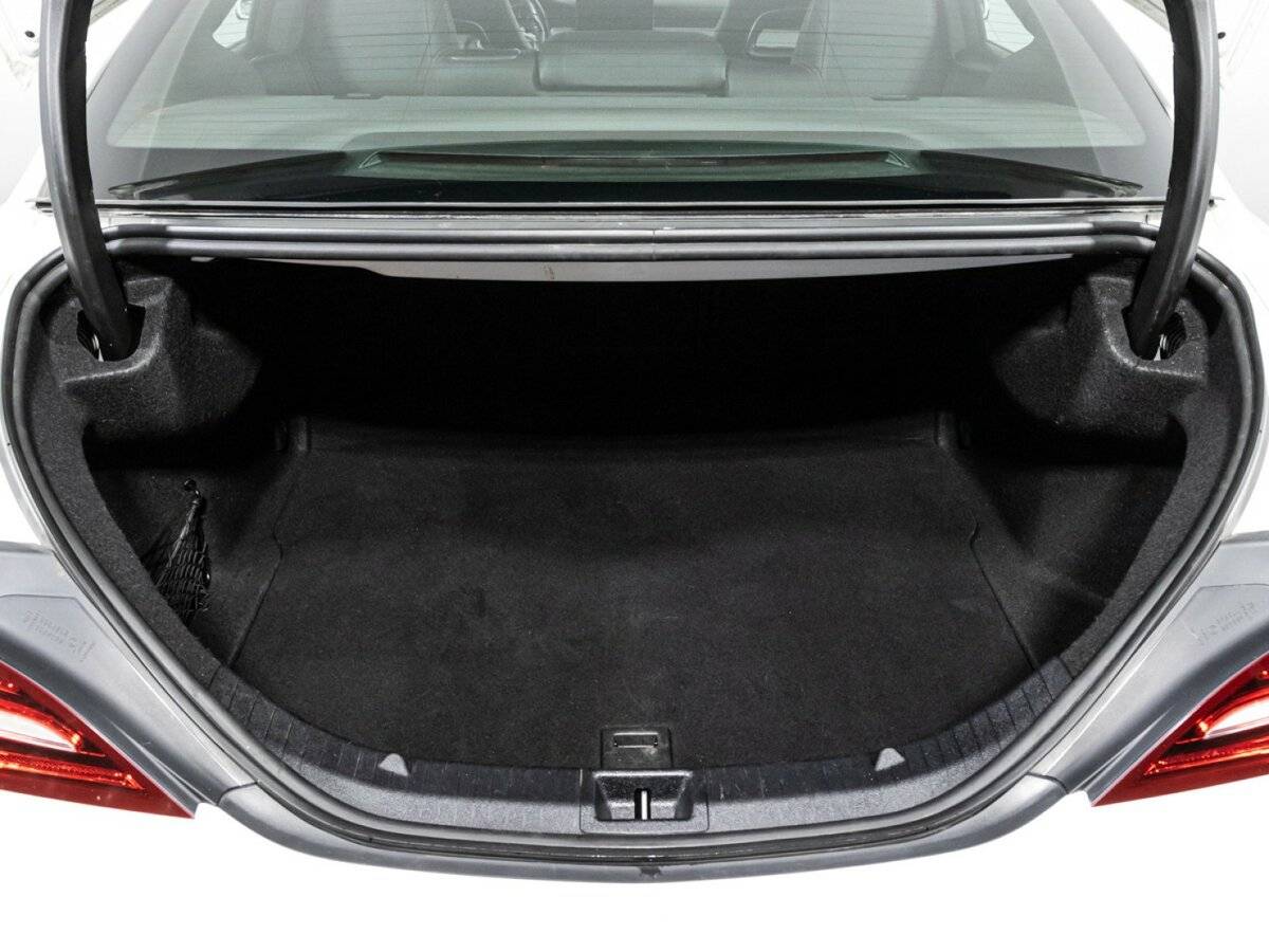 Mercedes-Benz CLA 200, 2018 Фото №15