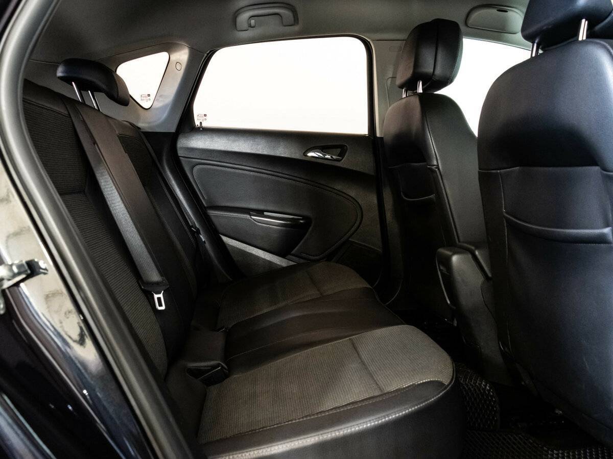 Opel Astra, 2011 Фото №14