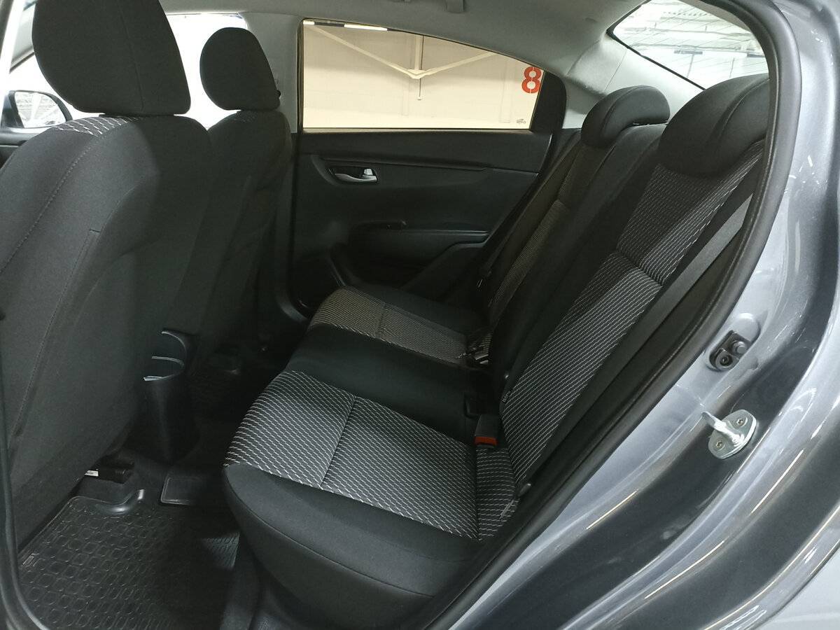 Kia Rio, 2018 Фото №12