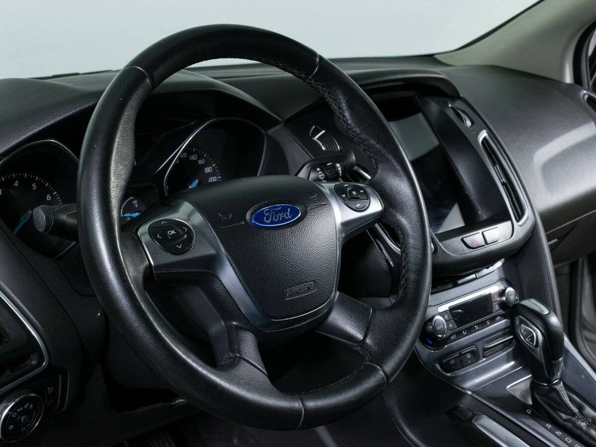 Ford Focus, 2011 Фото №12