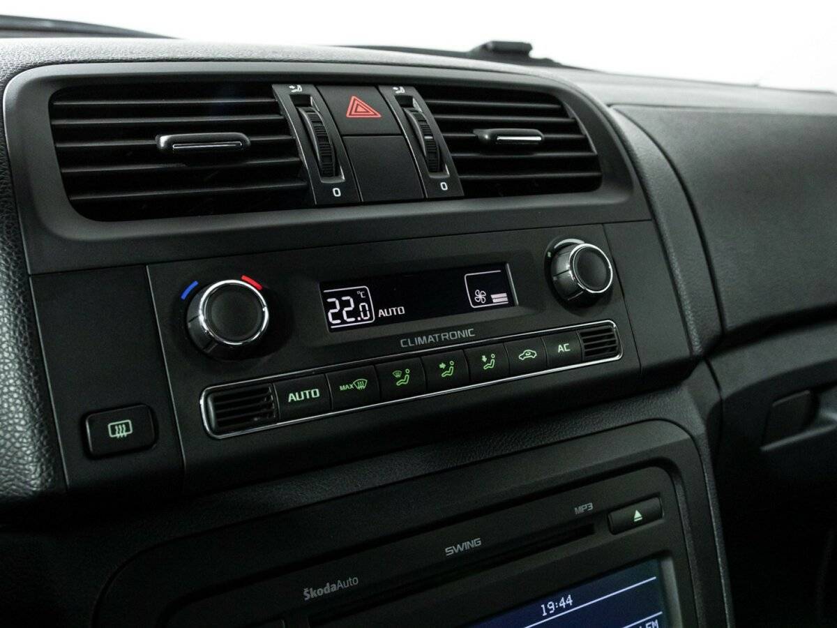 Skoda Fabia, 2011 Фото №15