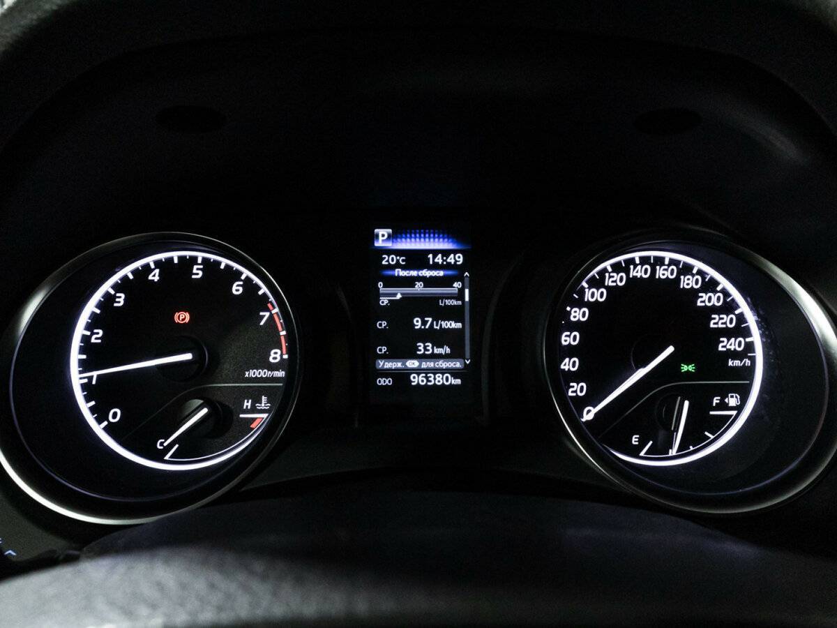 Toyota Camry, 2021 Фото №12