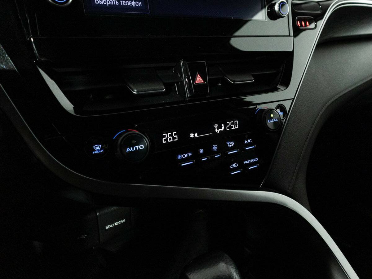 Toyota Camry, 2021 Фото №17