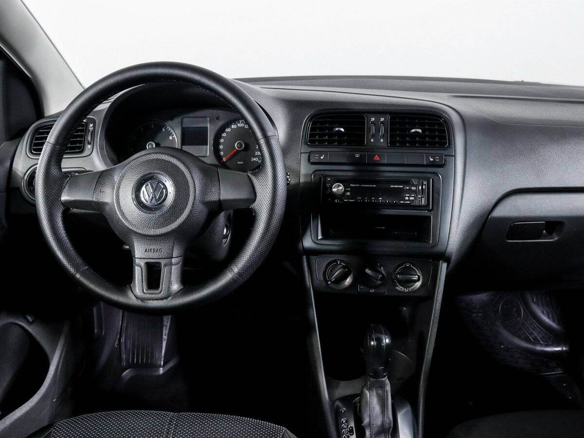 Volkswagen Polo, 2011 Фото №7