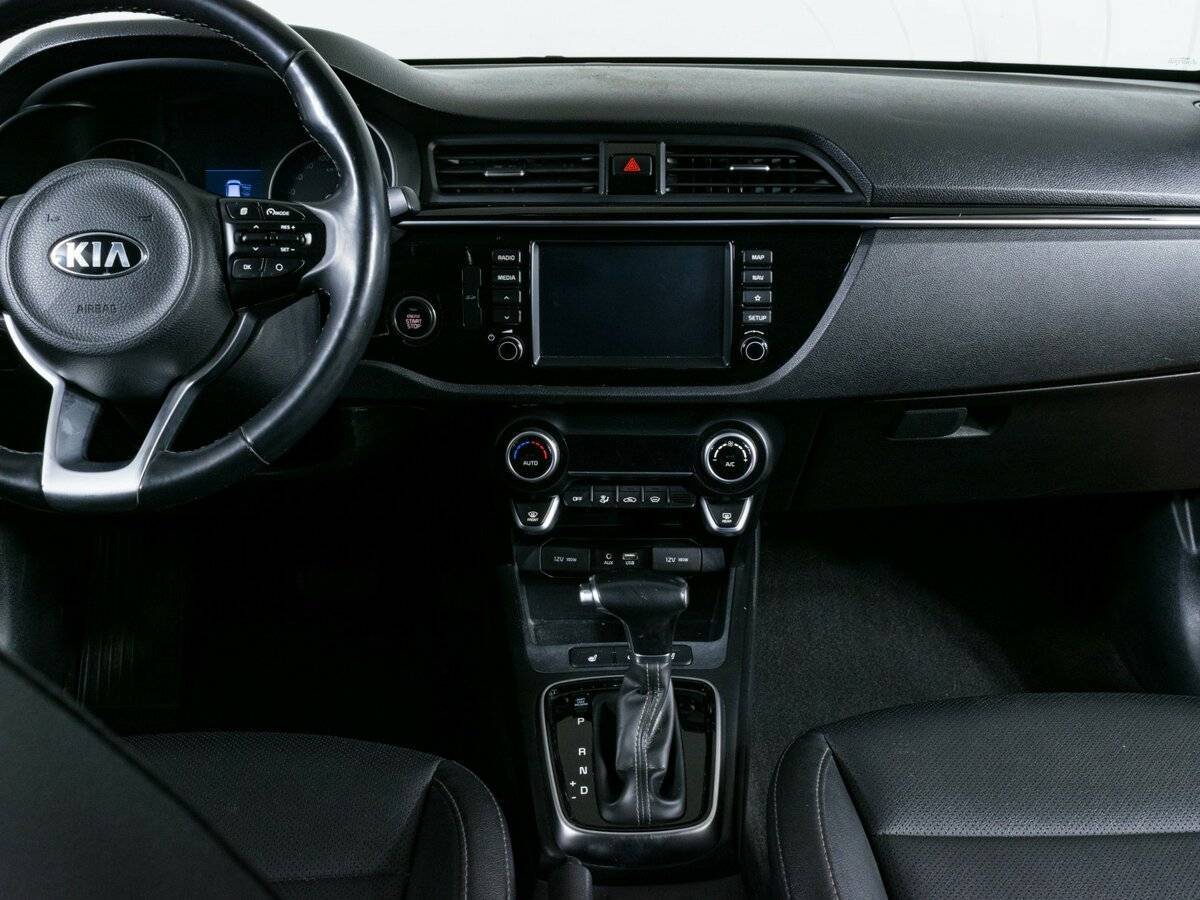 Kia Rio X-Line, 2019 Фото №9