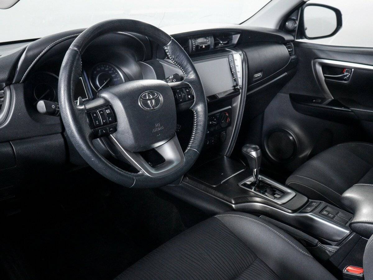 Toyota Fortuner, 2021 - 72 000 км. | Фото №6