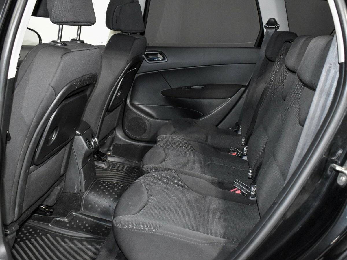 Peugeot 308, 2009 Фото №11