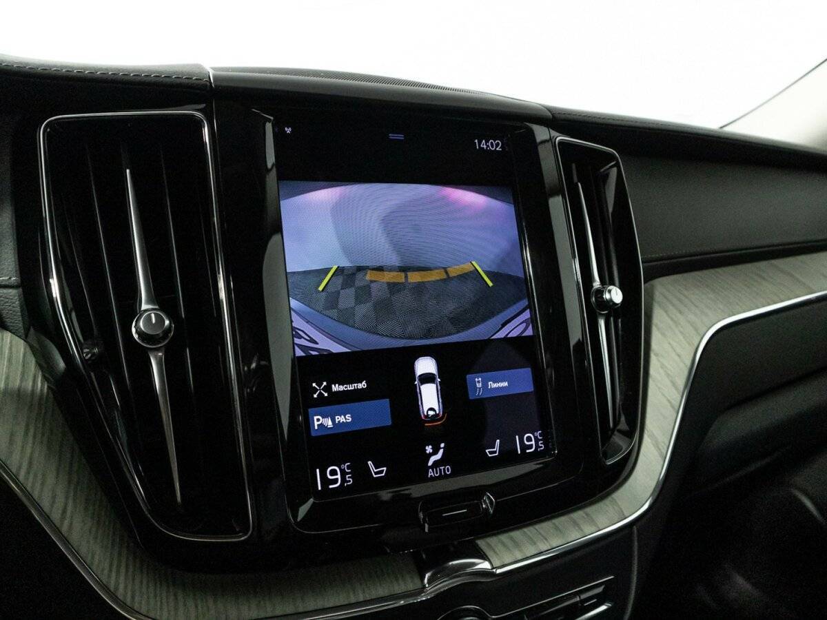 Volvo XC60, 2020 Фото №19