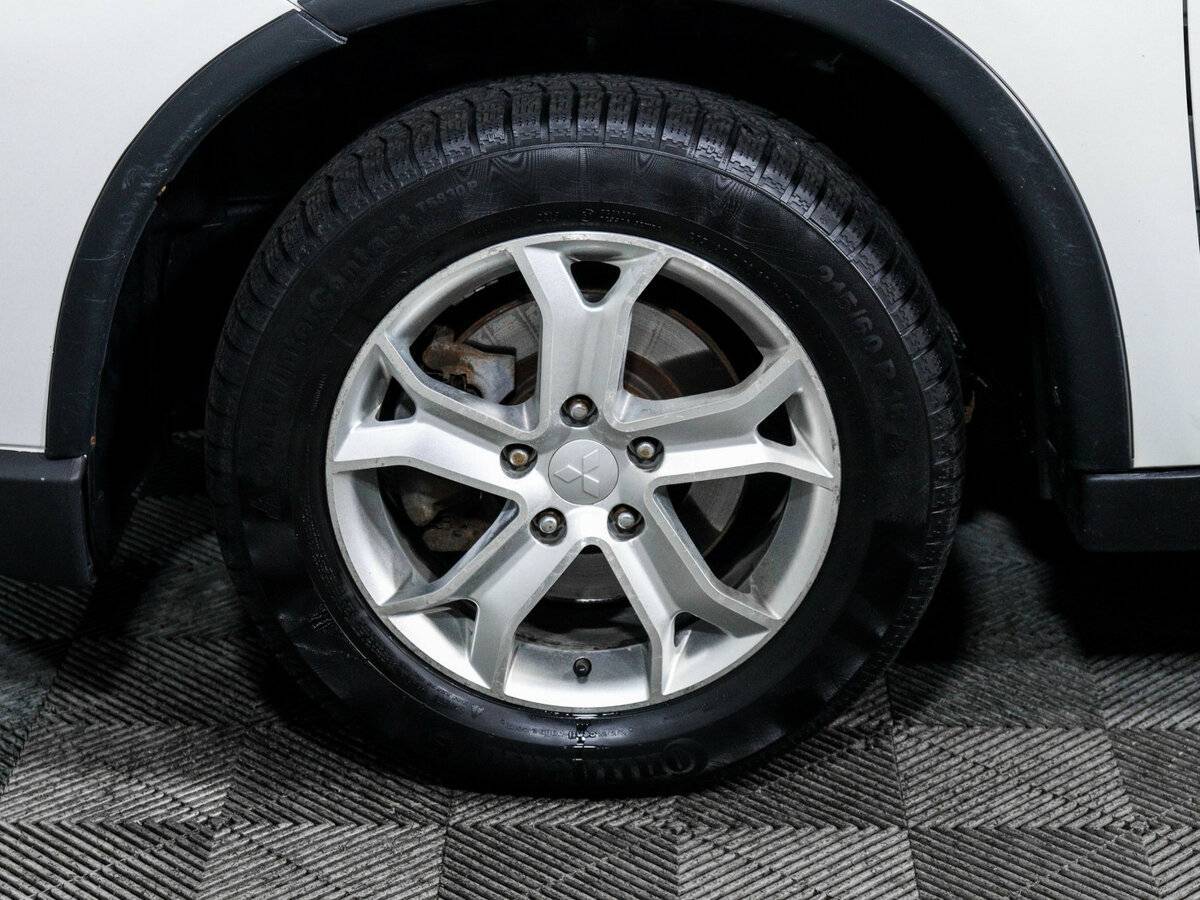 Mitsubishi Outlander, 2015 Фото №12