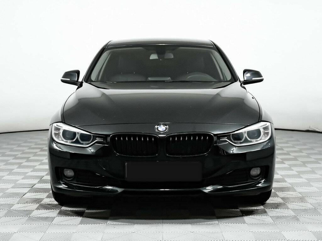 BMW 3 серии 316i, 2015 - 160 000 км. | Фото №1