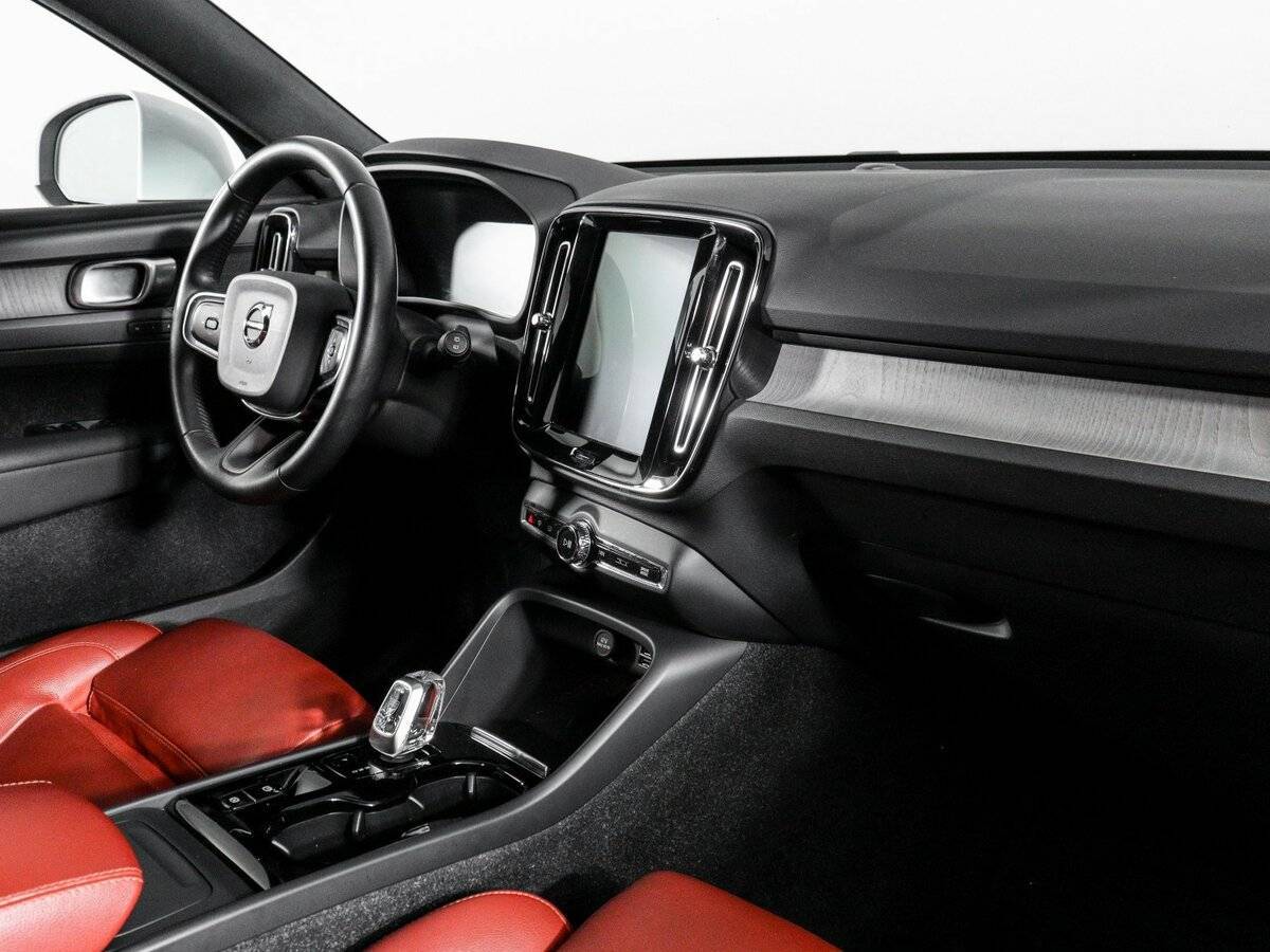 Volvo XC40, 2020 Фото №12