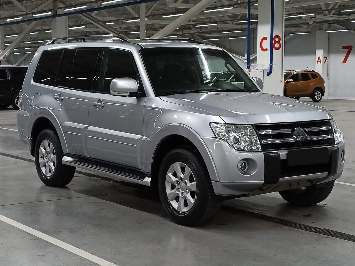 Mitsubishi Pajero, 2011 - 133 636 км. | Фото №3