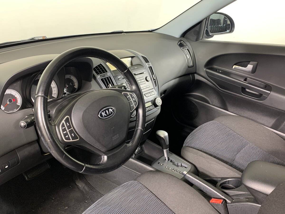 Kia Ceed, 2009 Фото №11