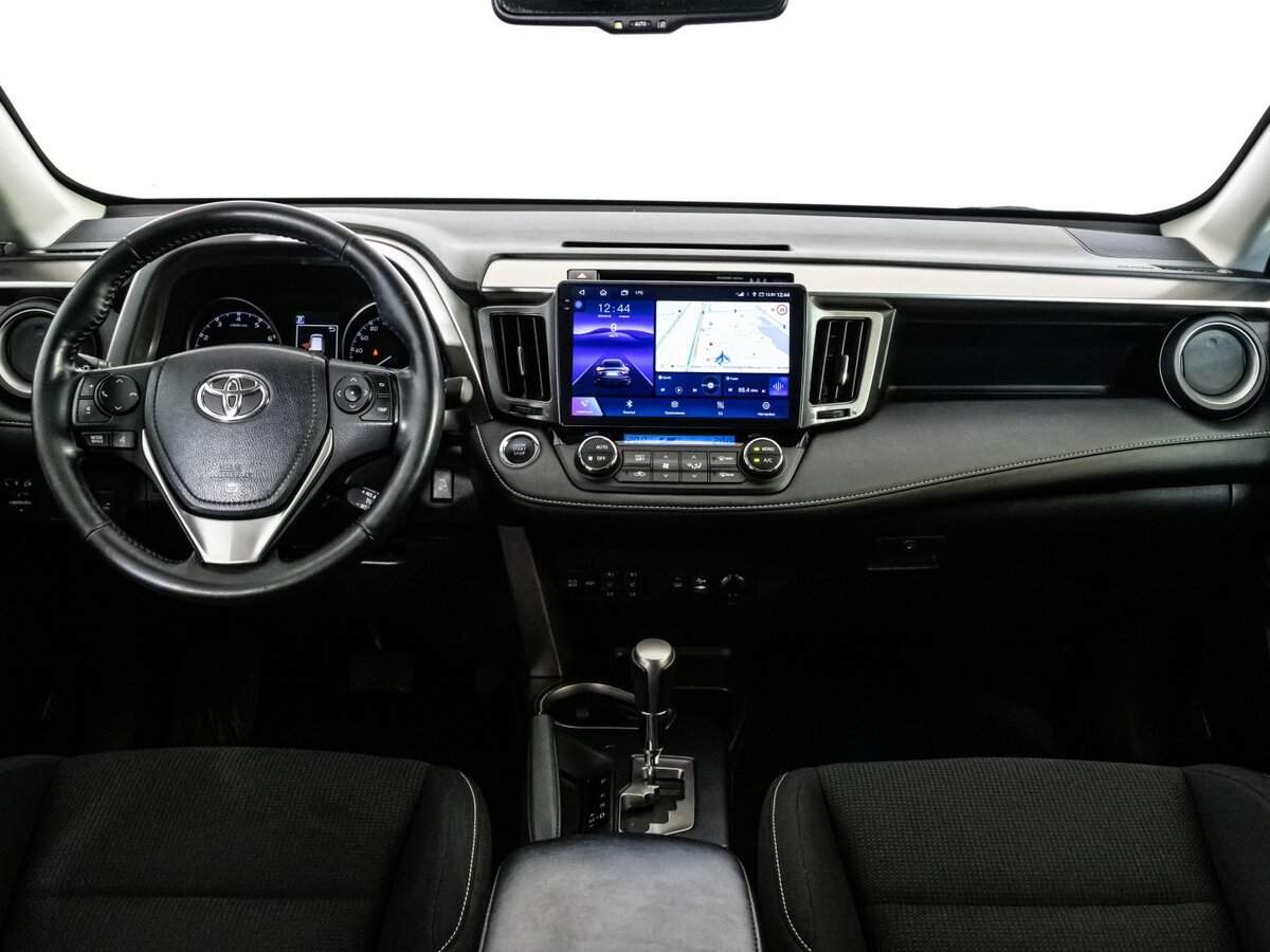 Toyota RAV4, 2018 - 146 641 км. | Фото №8