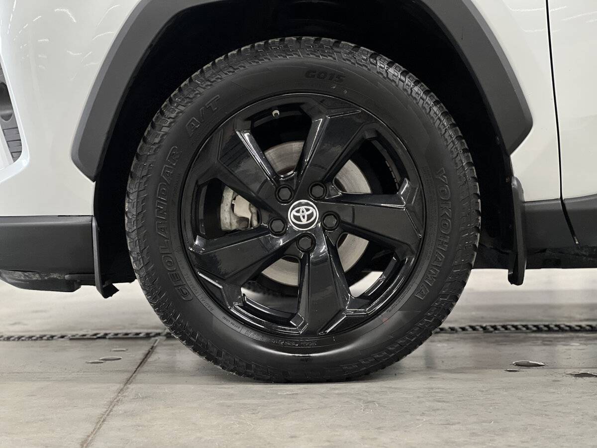 Toyota RAV4, 2021 Фото №18