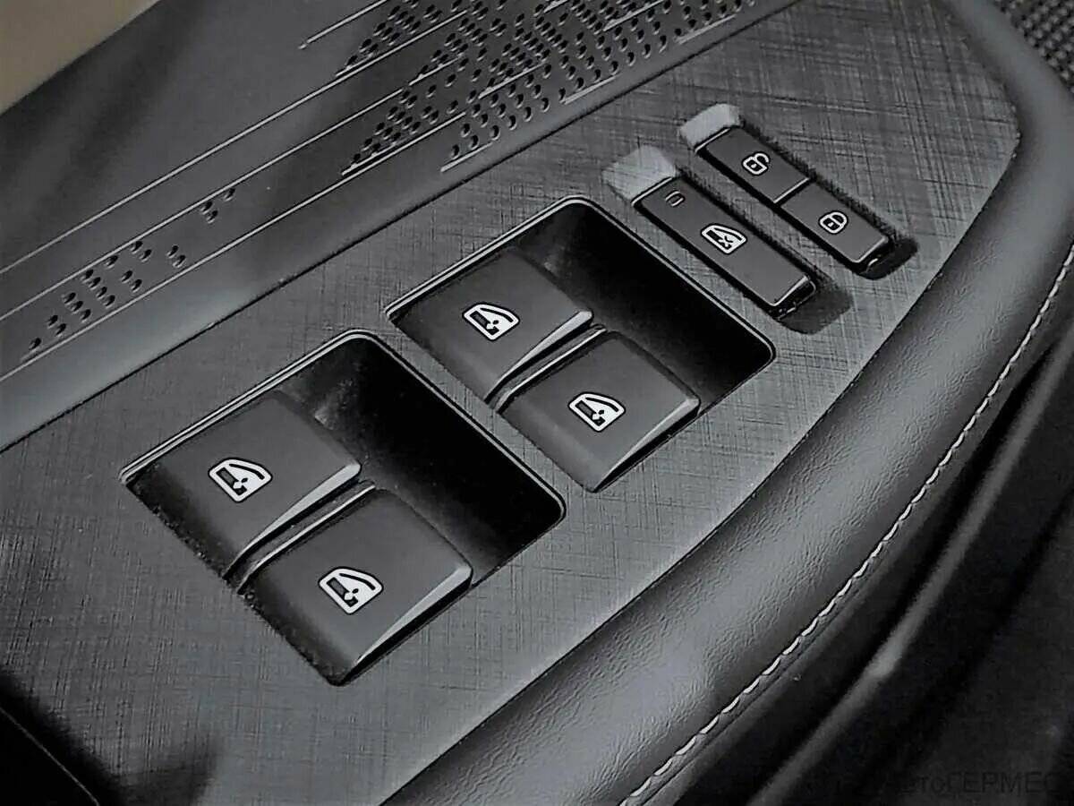 Changan UNI-V, 2023 Фото №10