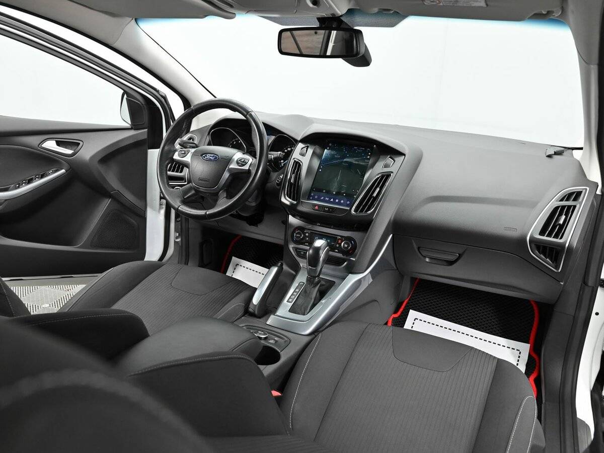 Ford Focus, 2011 Фото №11